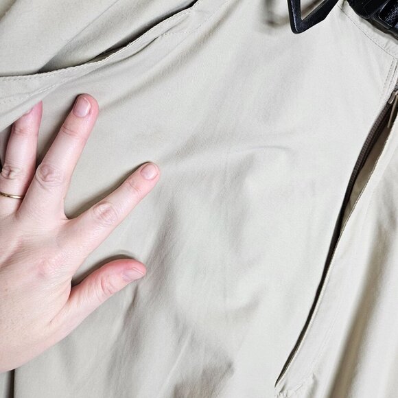 Cabelas Guidewear Beige Nylon Cargo‎ Pants 3X 30L Adjustable Belt Pockets Gorp - Picture 3 of 11